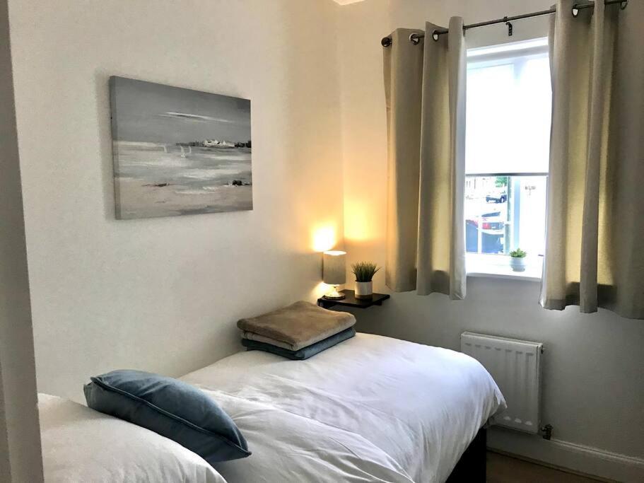 2 Bed - Near To Sherwood Forest Apartment Ollerton